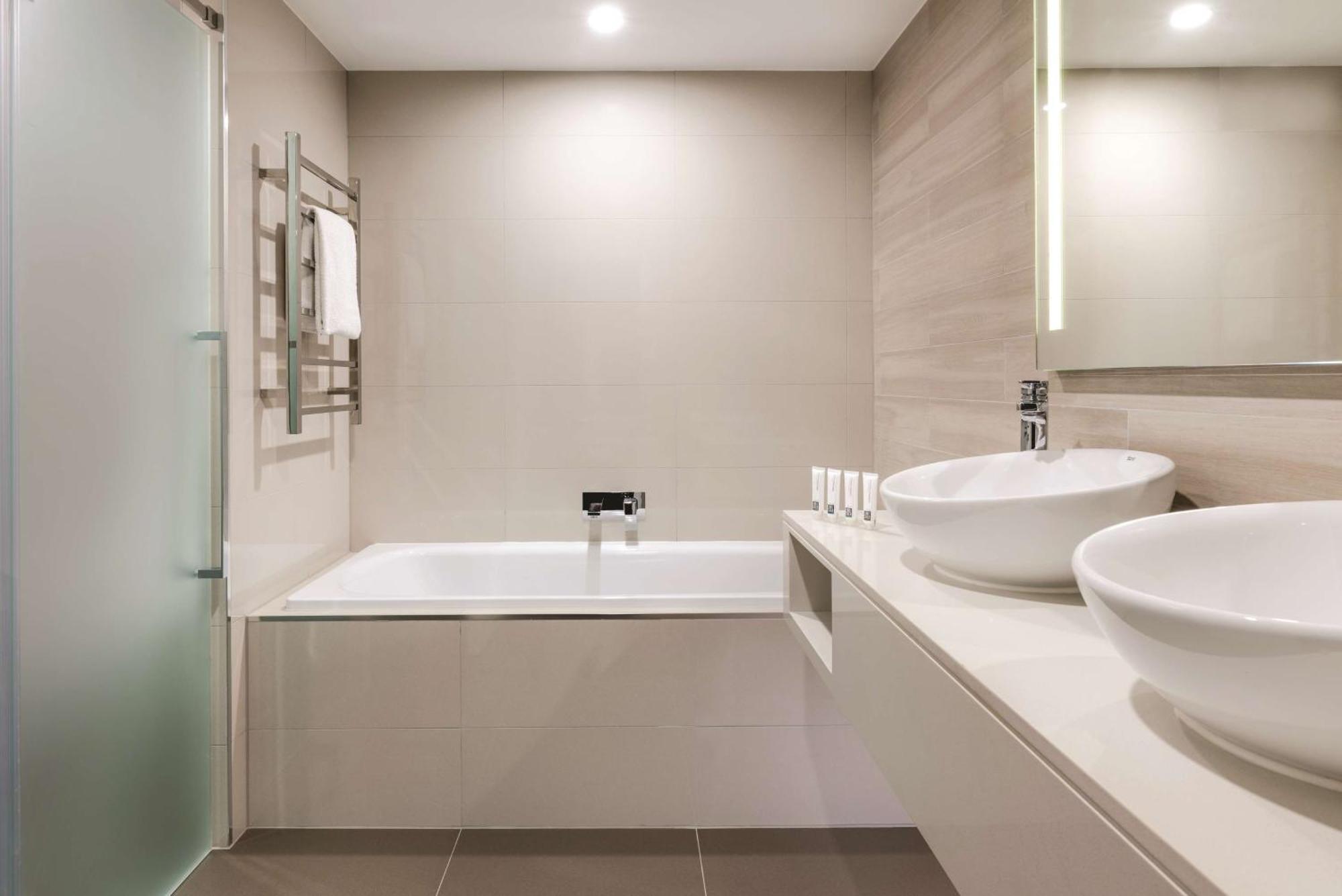 Vibe Hotel Subiaco Perth Ngoại thất bức ảnh